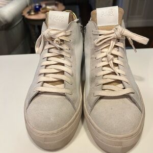P448 High-Top Sneakers LN Gold /White Sz 39 (9) side zip